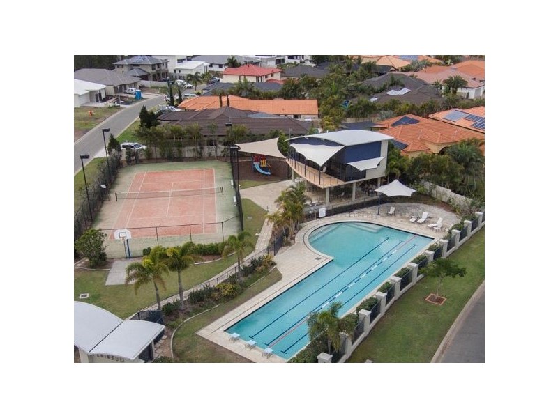 12 Waterside Esplanade, Helensvale QLD 4212