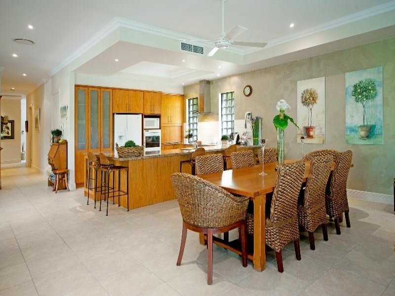 2344 Cressbrook Drive, Hope Island QLD 4212