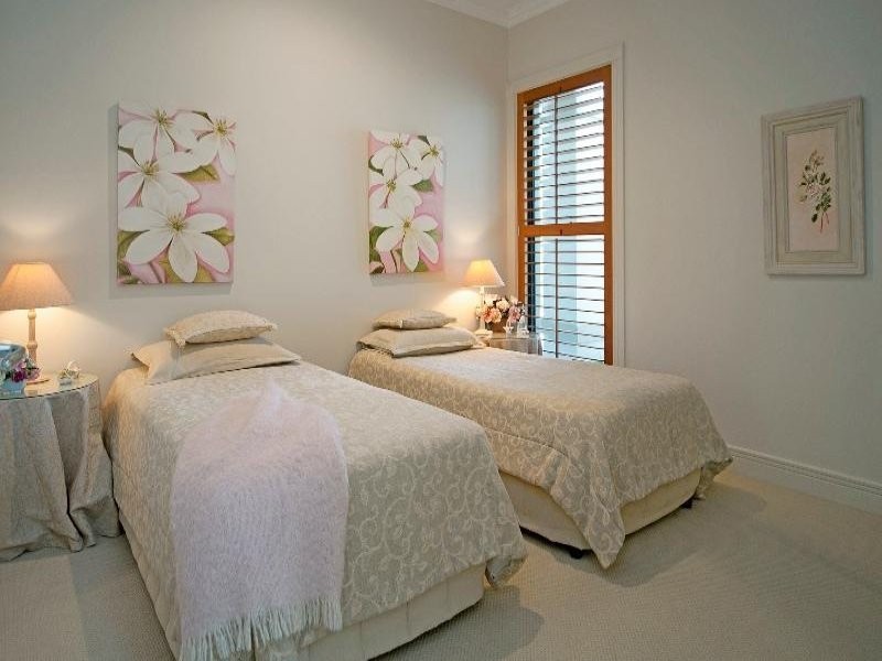 2344 Cressbrook Drive, Hope Island QLD 4212