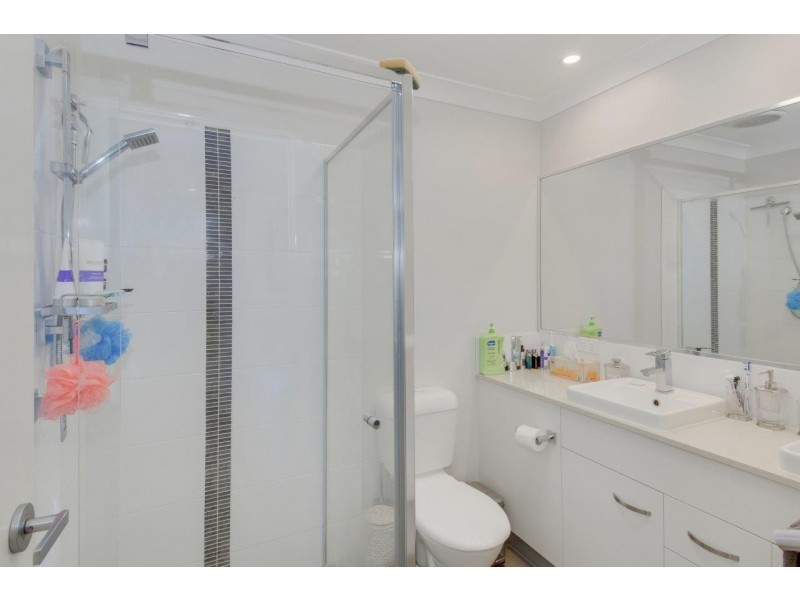 7 Leeside Place, Hope Island QLD 4212