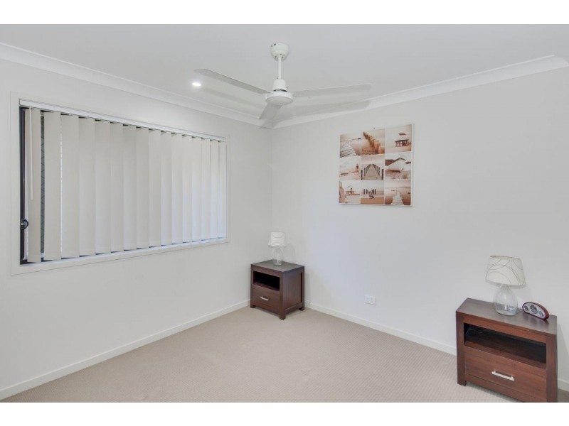 7 Leeside Place, Hope Island QLD 4212