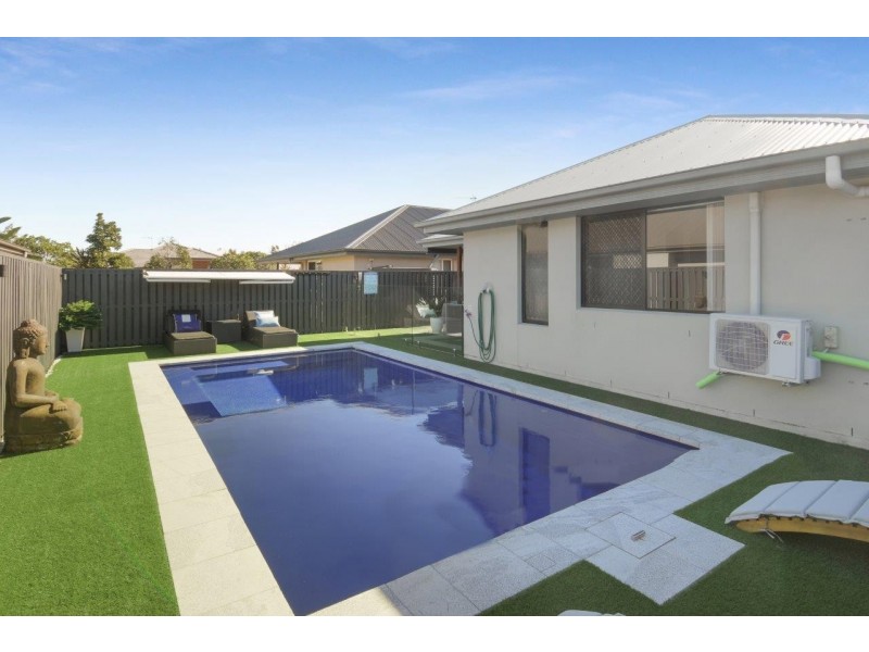 7 Leeside Place, Hope Island QLD 4212