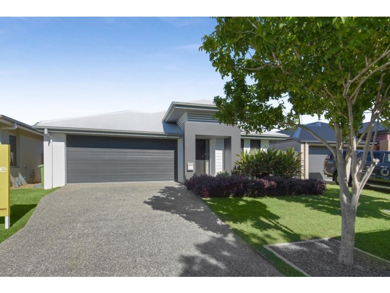 7 Leeside Place, Hope Island QLD 4212