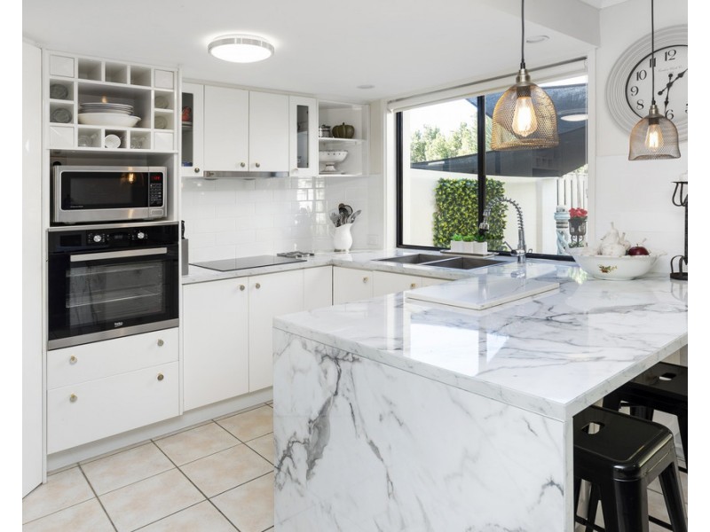 62/60 Caseys Road, Hope Island QLD 4212