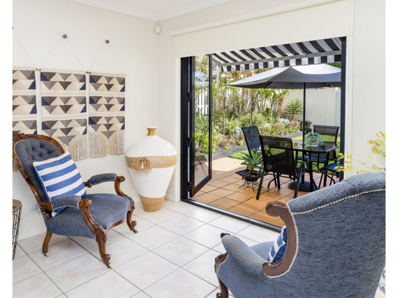 62/60 Caseys Road, Hope Island QLD 4212