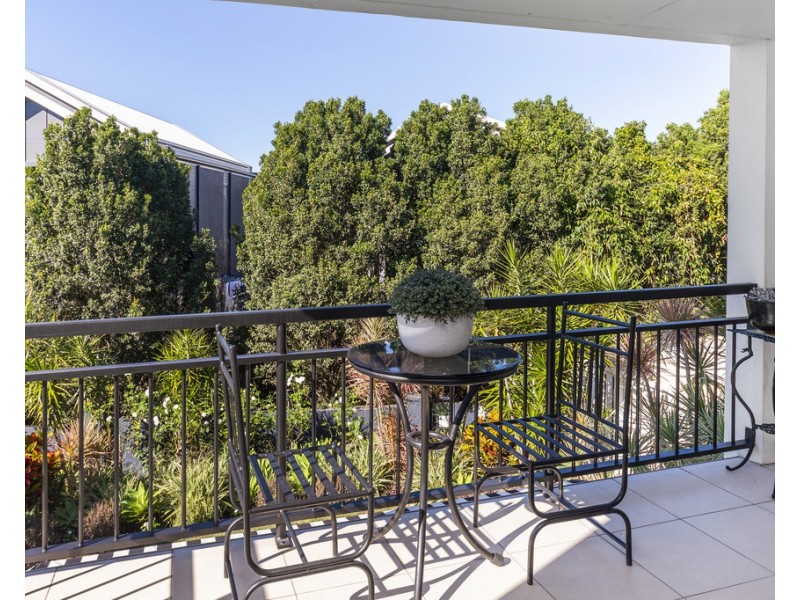 62/60 Caseys Road, Hope Island QLD 4212