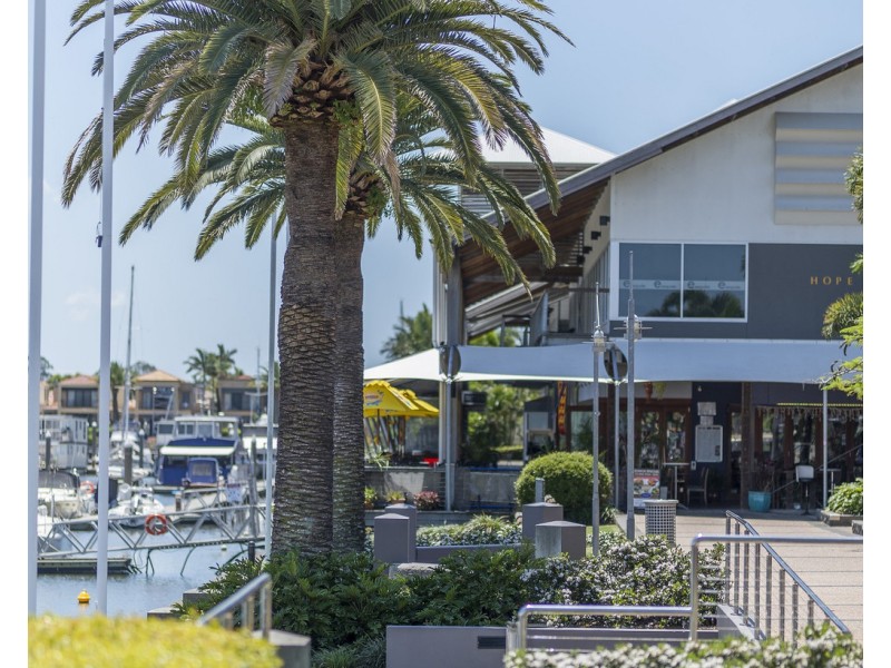 62/60 Caseys Road, Hope Island QLD 4212