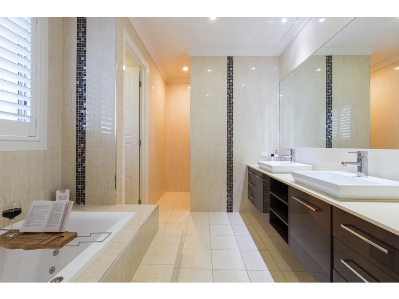 3046 Forest Hills Drive, Sanctuary Cove QLD 4212