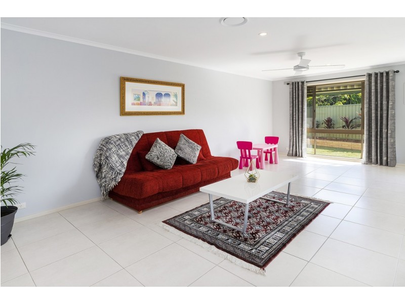 15 Latrobe Avenue, Helensvale QLD 4212
