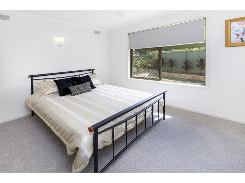 15 Latrobe Avenue, Helensvale QLD 4212