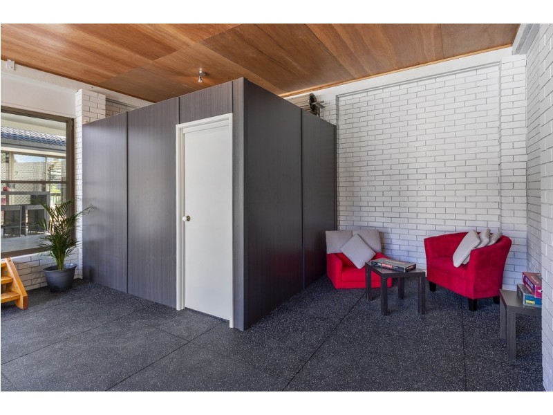 15 Latrobe Avenue, Helensvale QLD 4212