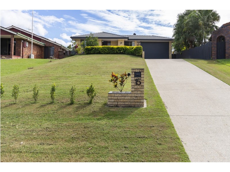 15 Latrobe Avenue, Helensvale QLD 4212