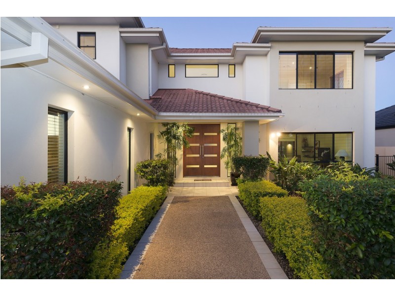 25 Sabrina Avenue, Helensvale QLD 4212