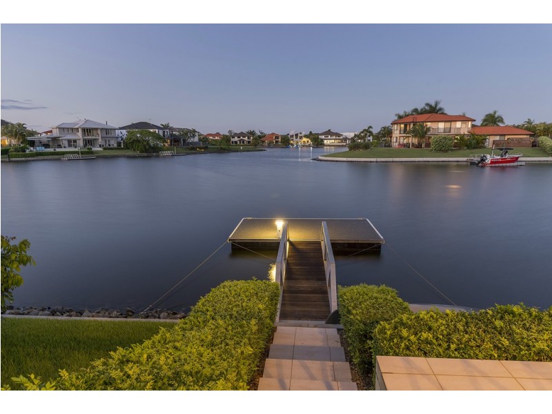 25 Sabrina Avenue, Helensvale QLD 4212