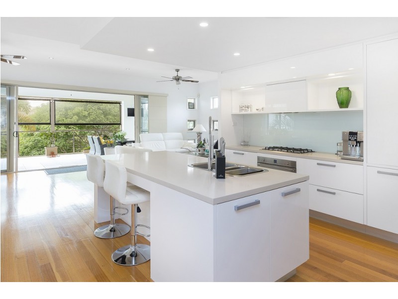 6054 Garda Avenue, Hope Island QLD 4212