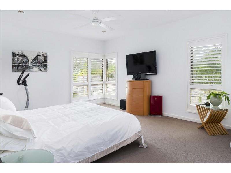 6054 Garda Avenue, Hope Island QLD 4212