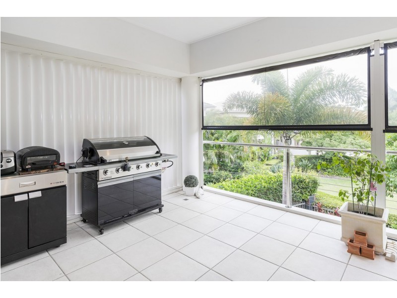 6054 Garda Avenue, Hope Island QLD 4212