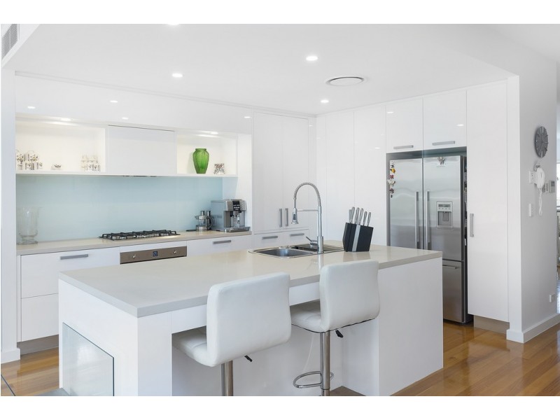 6054 Garda Avenue, Hope Island QLD 4212