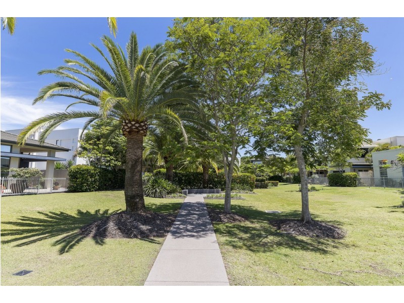 6054 Garda Avenue, Hope Island QLD 4212