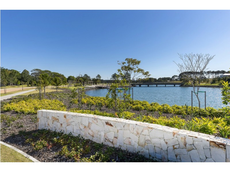 8831 The Point Circuit, Sanctuary Cove QLD 4212