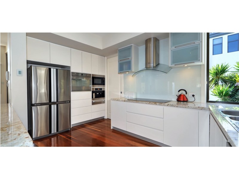 4719 The Parkway, Sanctuary Cove QLD 4212