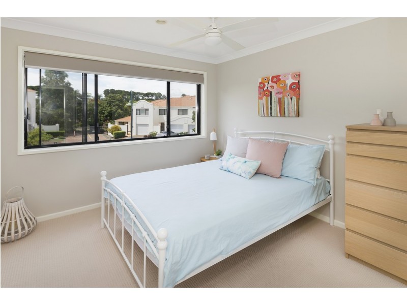 42/60 Caseys Road, Hope Island QLD 4212