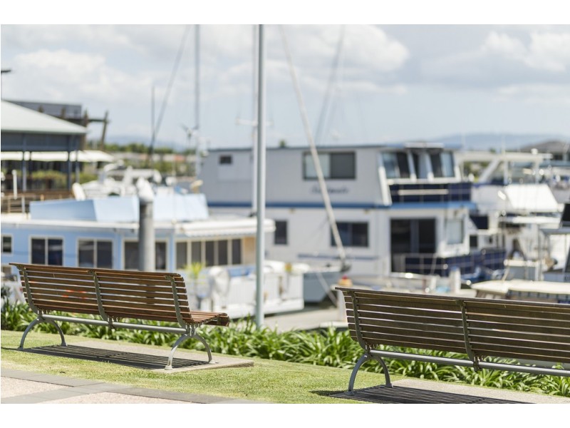 42/60 Caseys Road, Hope Island QLD 4212