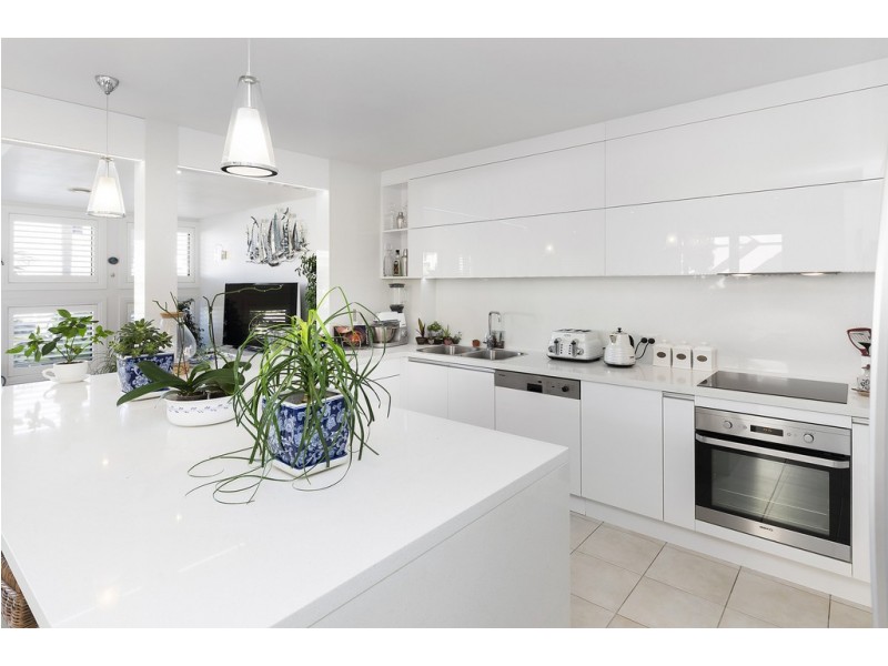 1511 Rosebank Way, Hope Island QLD 4212