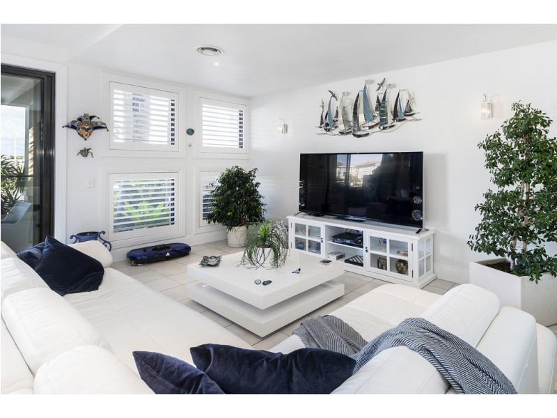 1511 Rosebank Way, Hope Island QLD 4212