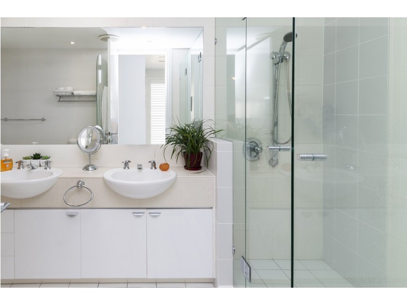 1511 Rosebank Way, Hope Island QLD 4212