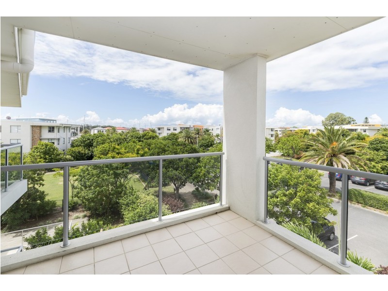 137/64 Sickle Avenue, Hope Island QLD 4212