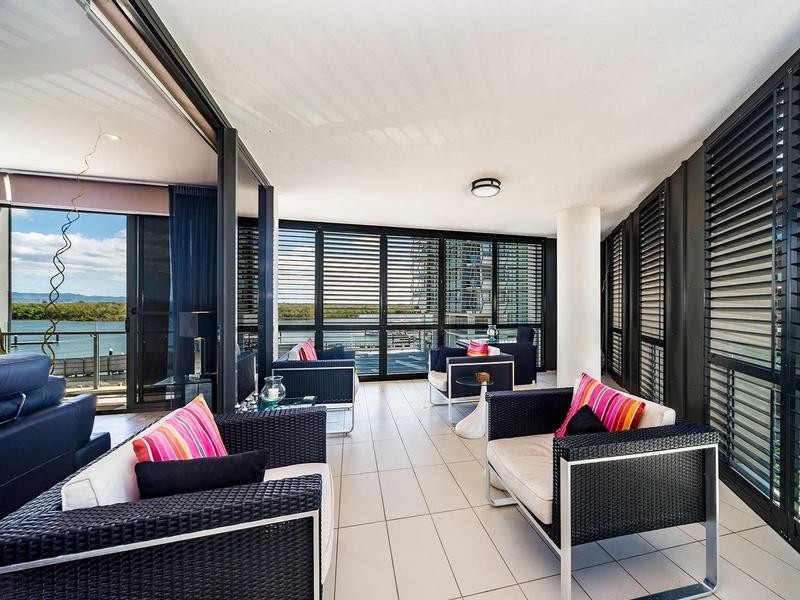 2304/1 Marina Promenade, Paradise Point QLD 4216