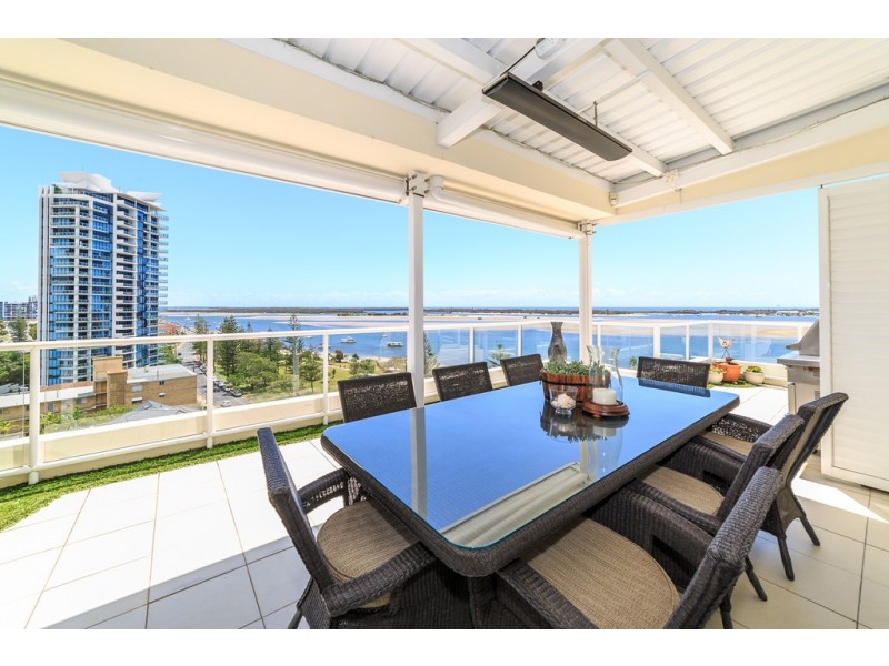 1002/212-214 Marine Parade, Labrador QLD 4215