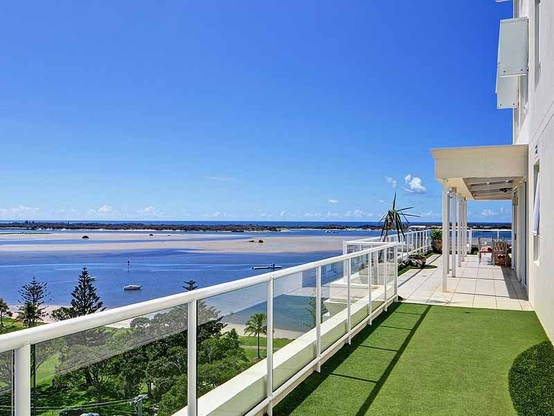 1002/212-214 Marine Parade, Labrador QLD 4215