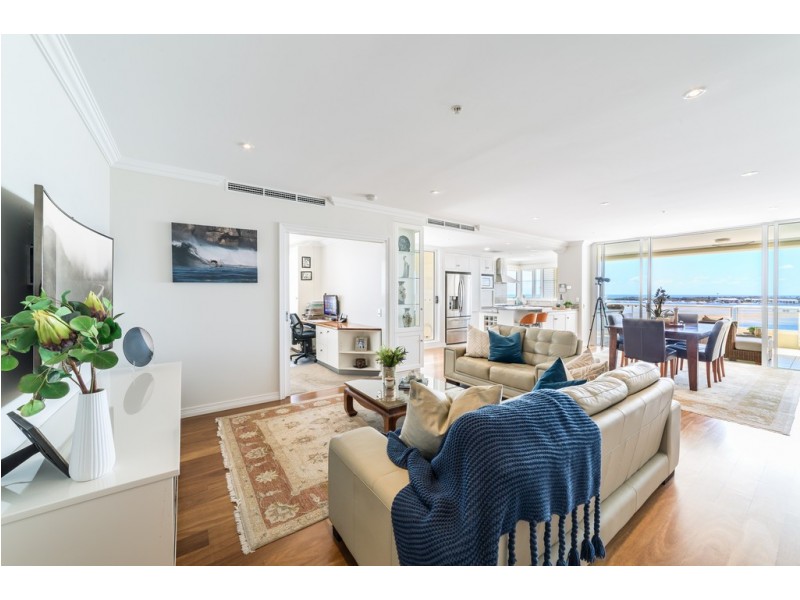 1002/212-214 Marine Parade, Labrador QLD 4215