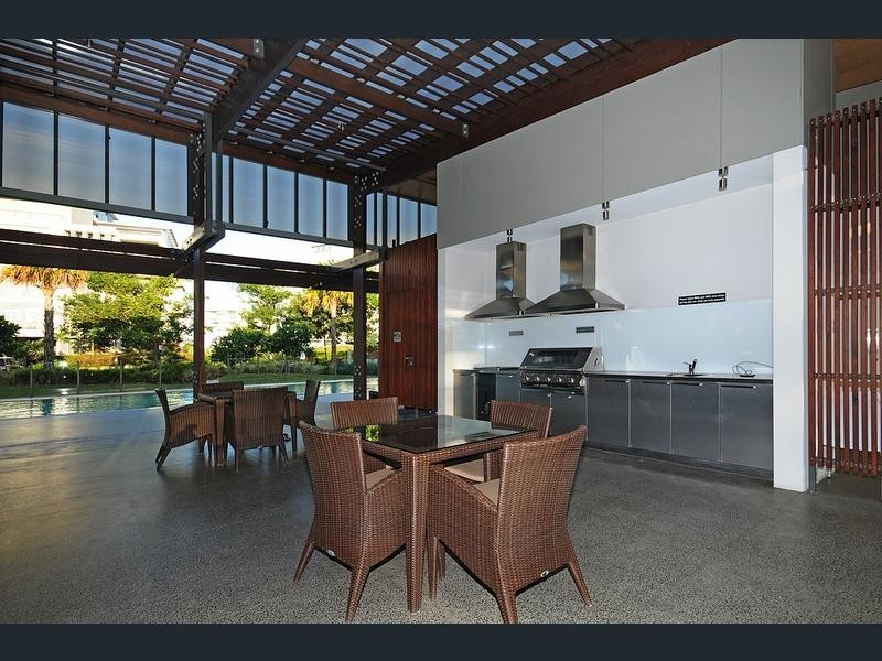 3105/323 Bayview Street, Hollywell QLD 4216