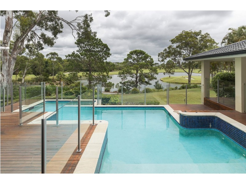 5927 Turnberry Terrace, Sanctuary Cove QLD 4212