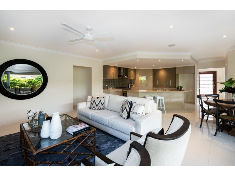 29 Rhodium Crescent, Hope Island QLD 4212