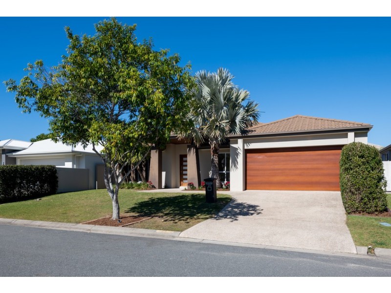 29 Rhodium Crescent, Hope Island QLD 4212