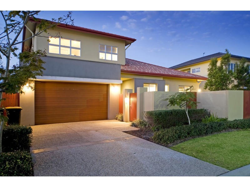35 Serenity Boulevard, Helensvale QLD 4212