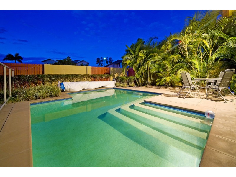 35 Serenity Boulevard, Helensvale QLD 4212