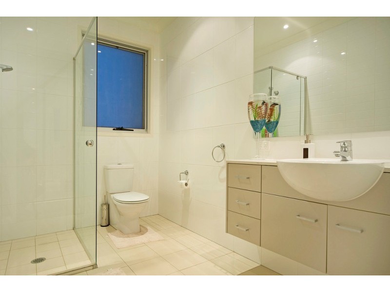 35 Serenity Boulevard, Helensvale QLD 4212