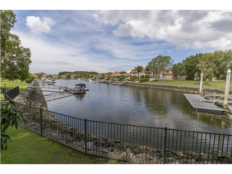 1064 Killymoon Drive, Hope Island QLD 4212