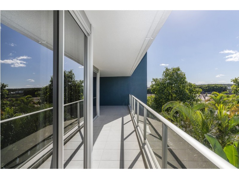 3305/2 Activa Way, Hope Island QLD 4212