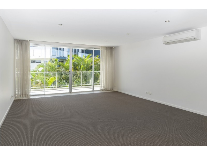3305/2 Activa Way, Hope Island QLD 4212