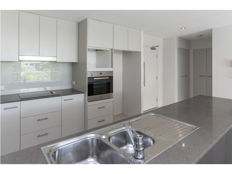 3305/2 Activa Way, Hope Island QLD 4212