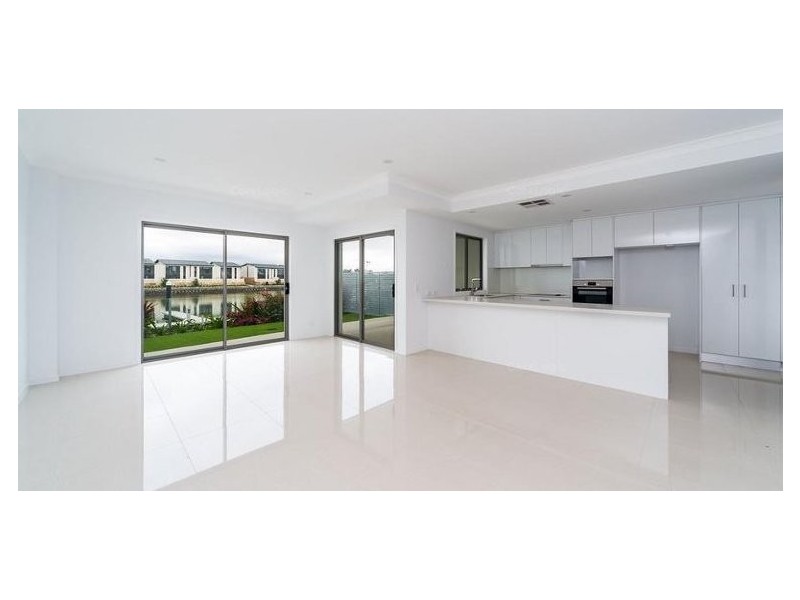 19/156 Marina Quays Boulevard, Hope Island QLD 4212