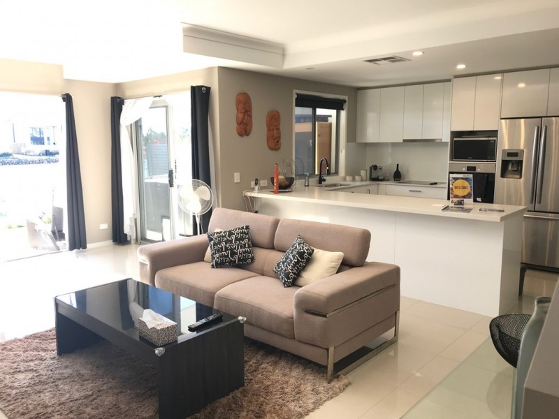 19/156 Marina Quays Boulevard, Hope Island QLD 4212