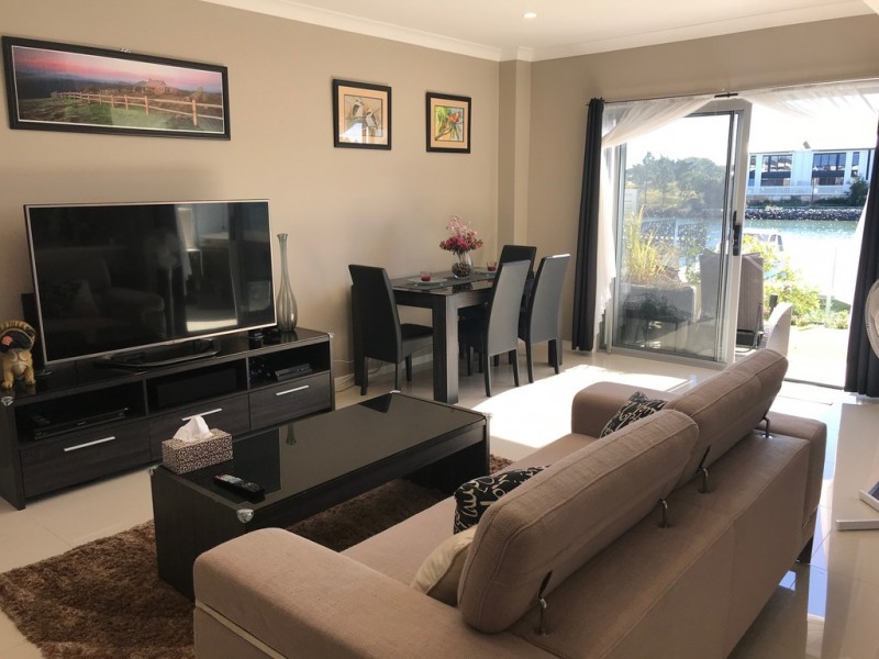 19/156 Marina Quays Boulevard, Hope Island QLD 4212