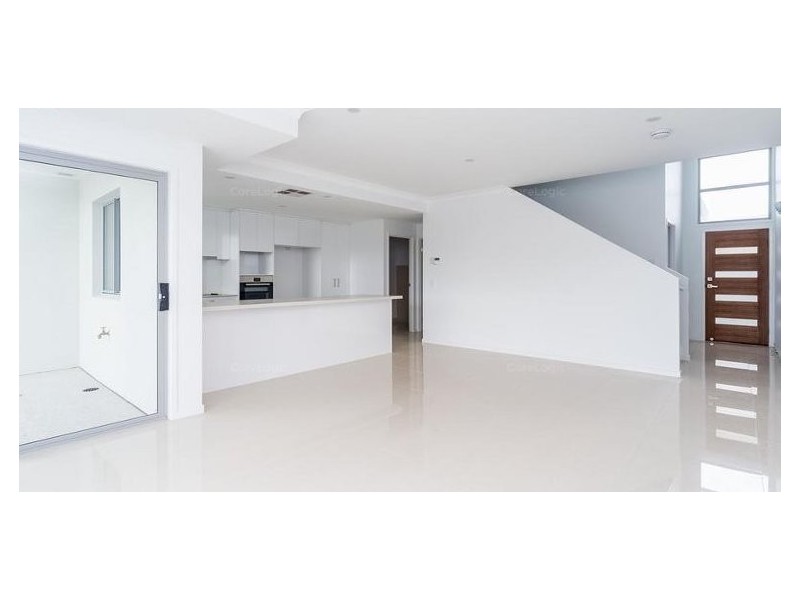 19/156 Marina Quays Boulevard, Hope Island QLD 4212